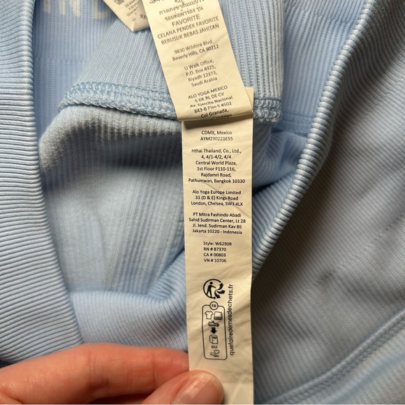 Alo Yoga Seamless Ribbed Favorite Short Light Blue Size Extra Small - Picture 11 of 13